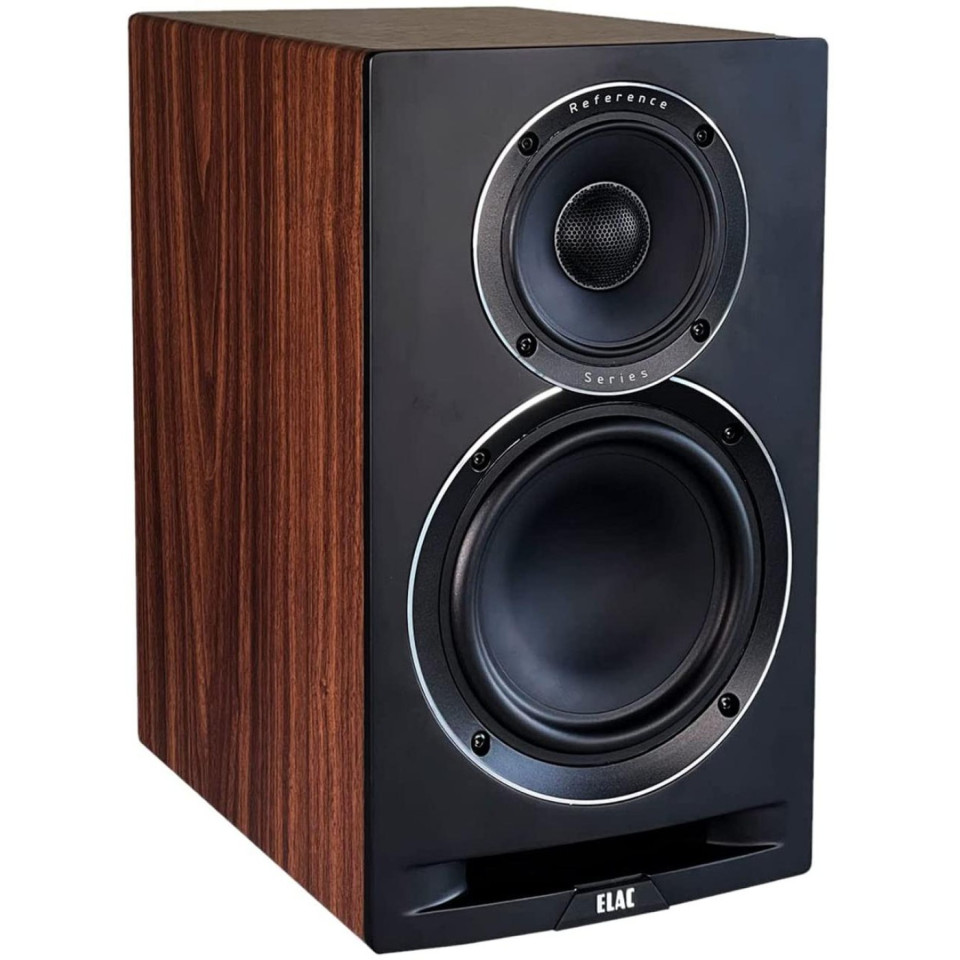 ELAC Uni-Fi Reference UBR62 у домашньому інтер'єрі